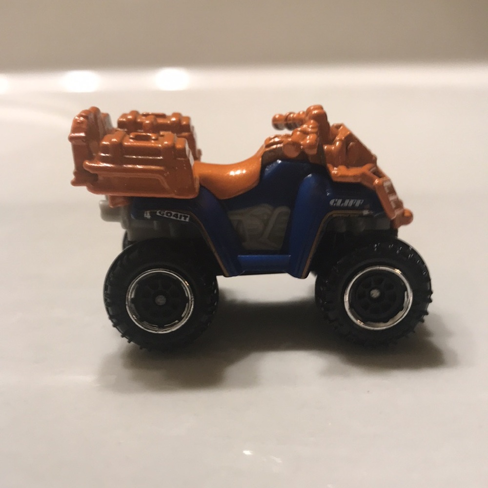 Rare Matchbox mountaineering exclusive multi pack four wheeler